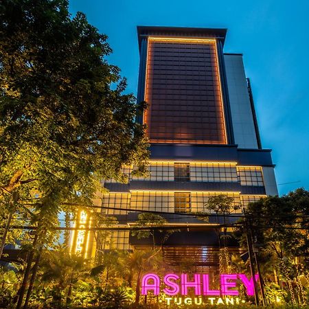 Ashley Tugu Tani Menteng Jakarta Buitenkant foto