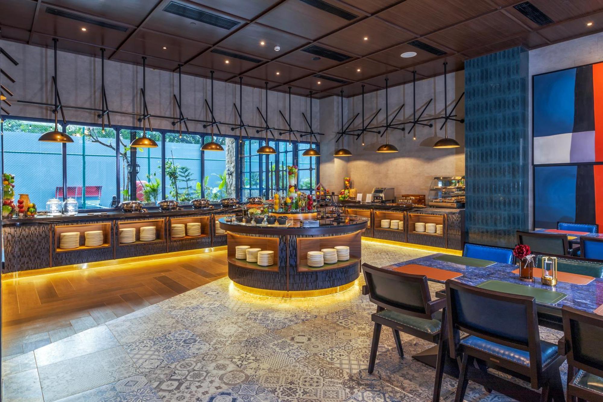 Ashley Tugu Tani Menteng Jakarta Buitenkant foto